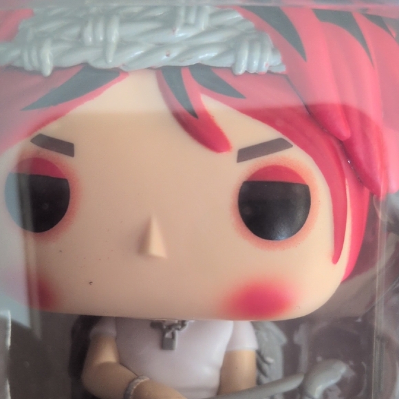 YUNGBLUD Funko Pop Figure with Red Hair 225 EX - Picture 3 of 9
